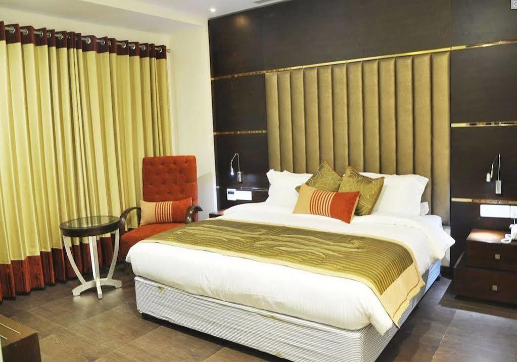 Green Leaves Hotel Hyderabad Exterior foto